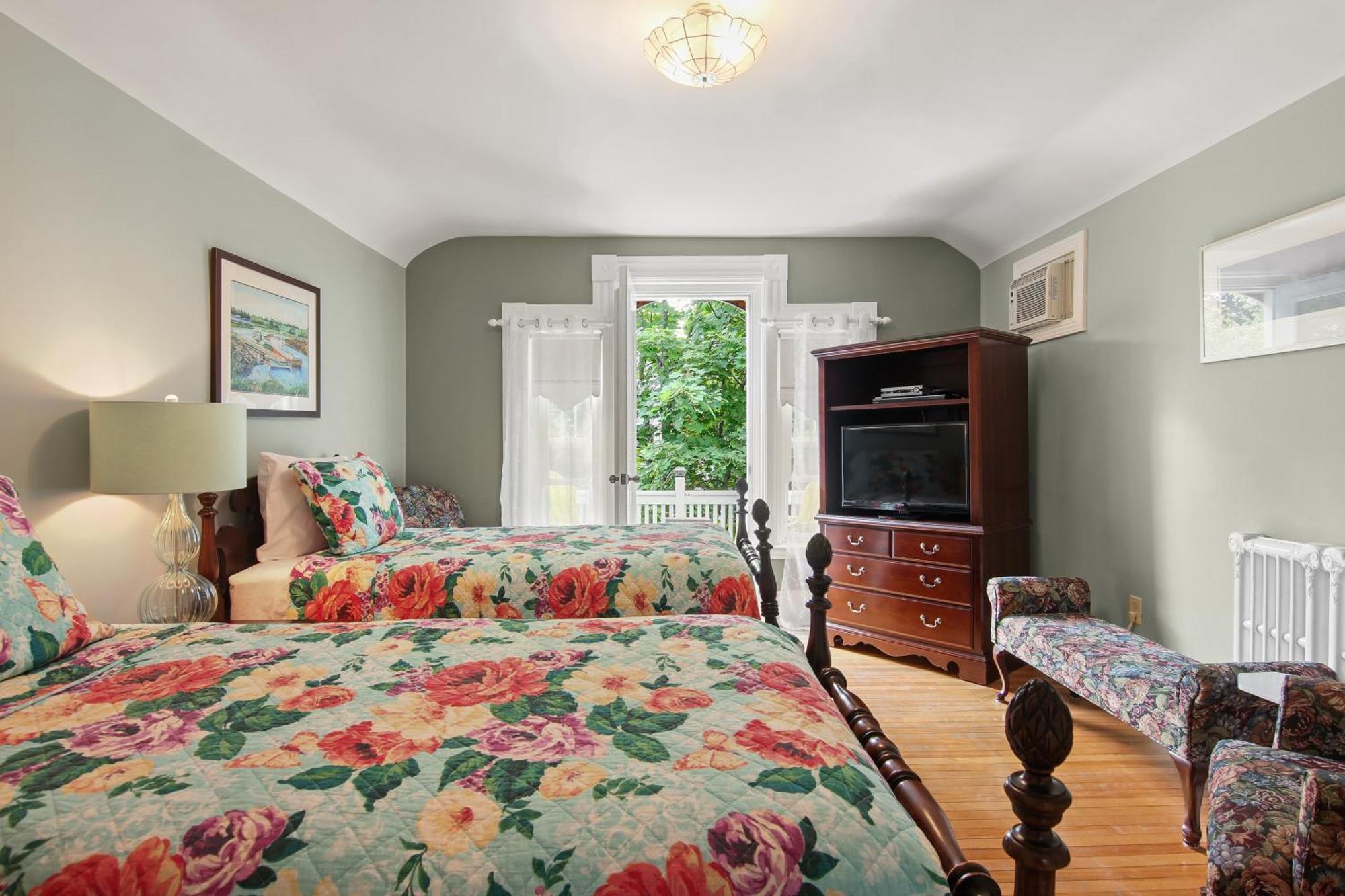 The Dawson House Bed & Breakfast Charlottetown Bagian luar foto