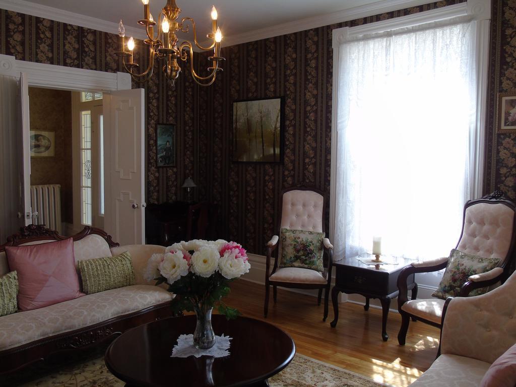 The Dawson House Bed & Breakfast Charlottetown Bagian luar foto